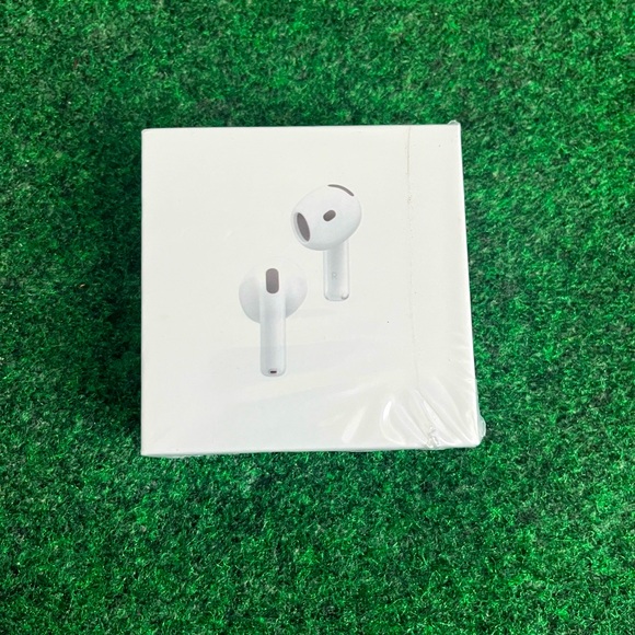 Brand new AirPod pro 4’s.